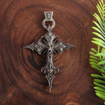 Collar <br>Cruz Gótica