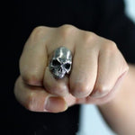 Anillo Calavera Plata Mano