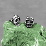 Aretes Forma Calavera de Acero