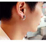 Aretes Rock Hombre en la Oreja