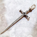 Colgante de Espada de Guerrero de Plata